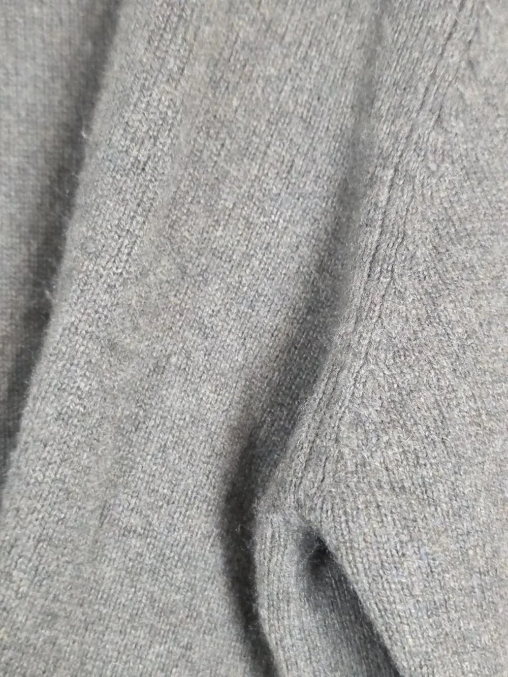 American Blue Sweater Mens Medium Green Cashmere Crewneck Pullover Stains Hole